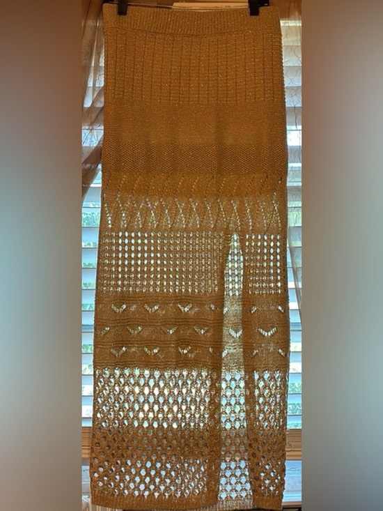 hunter and brown Dresses & Skirts - Gold Threaded Light Tan Knit Maxi Skirt
